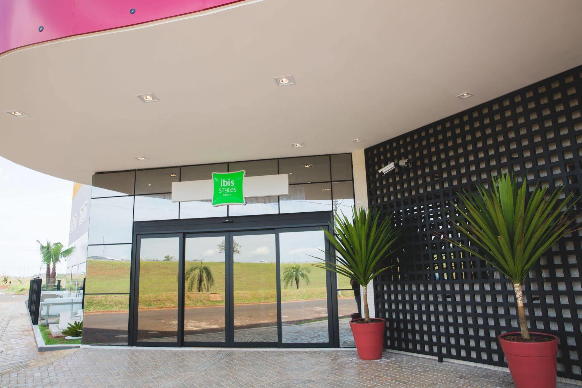 מלון Ibis Styles ביריגווי מראה חיצוני תמונה